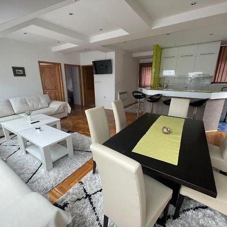 Casa Gialla Free Parking Sarajevo Ngoại thất bức ảnh