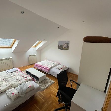 Casa Gialla Free Parking Sarajevo Ngoại thất bức ảnh